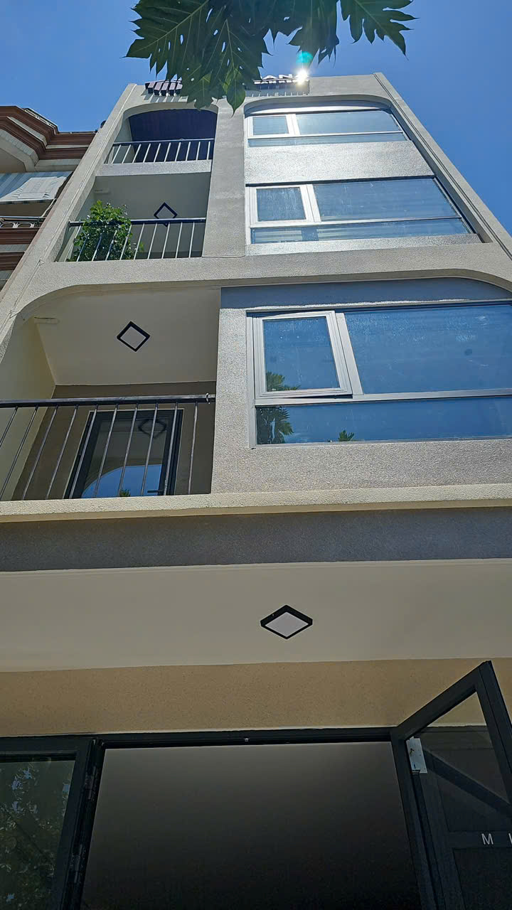 Mindana Apartments building exterior